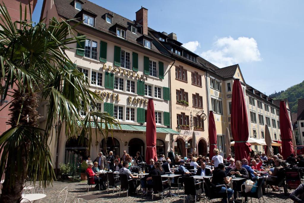 Hotel Rappen Am Muensterplatz Freiburg im Breisgau Exterior foto