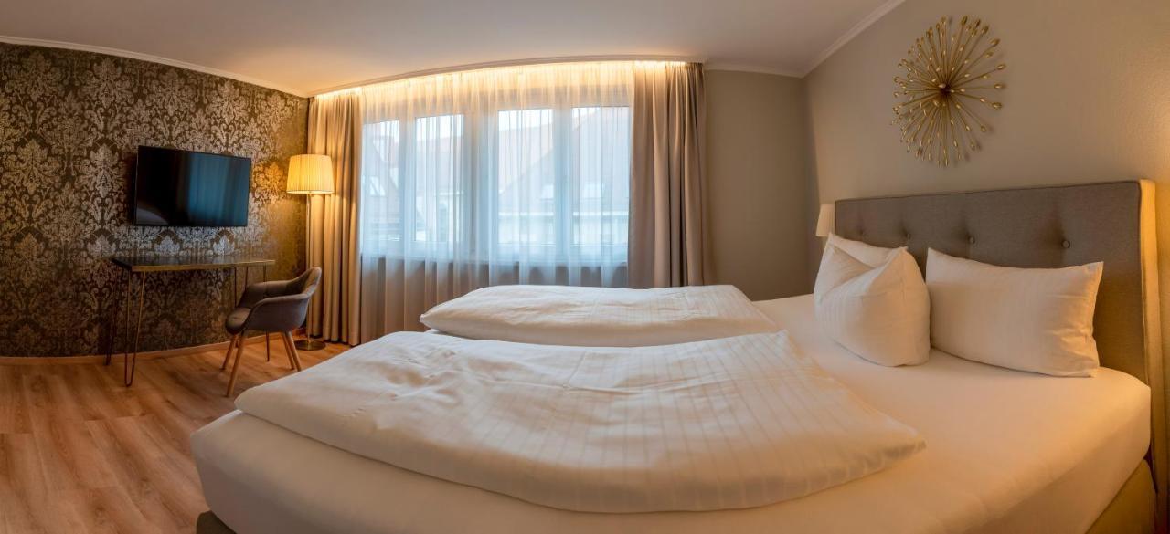 Hotel Rappen Am Muensterplatz Freiburg im Breisgau Exterior foto